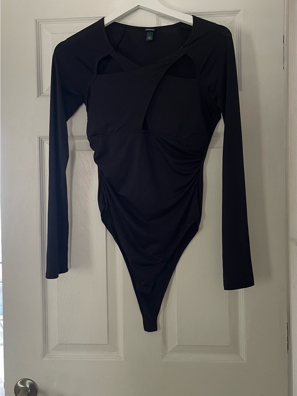 wild fable Black Long-Sleeve Cutout Bodysuit